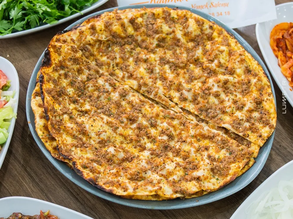 Kaymakam Lahmacun